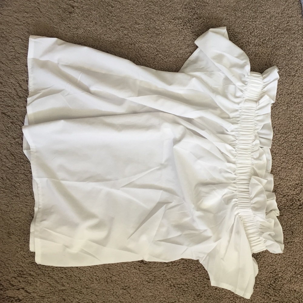 White off the shoulders tops